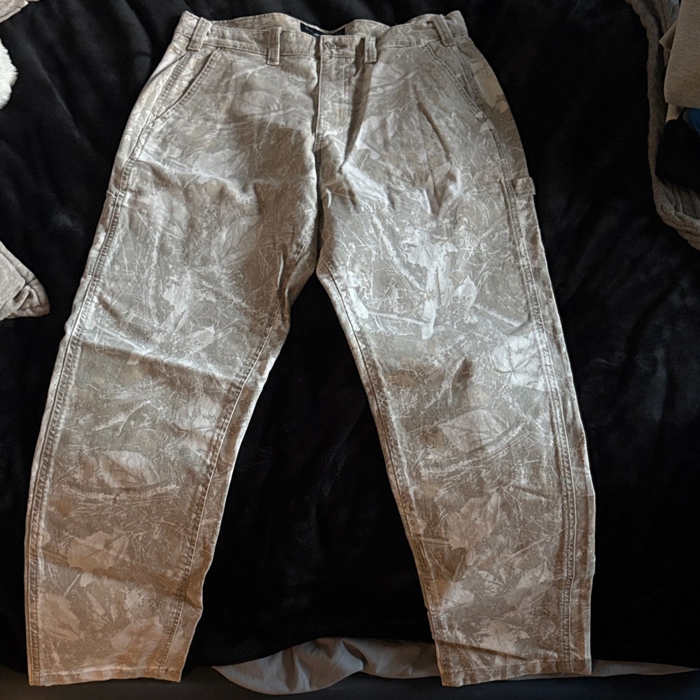 Abercrombie & Fitch Beige Cargo Pants